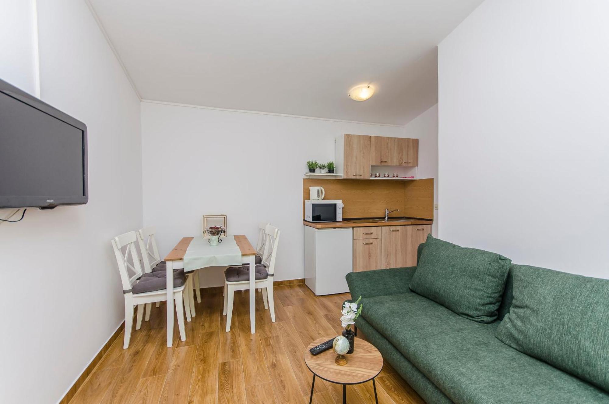 Apartments Ivan Вир Екстер'єр фото
